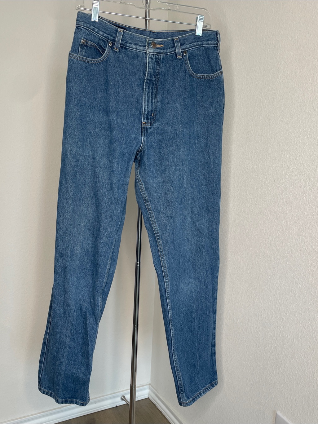 Lands' End Women's Straight Leg Jeans Size 12 Medium Blue Denim Classic Casual